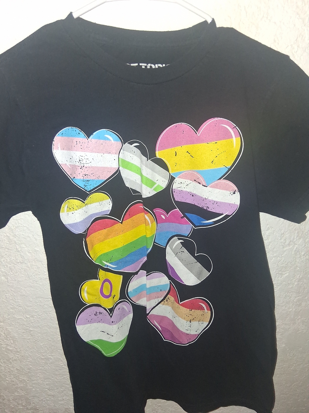 Hot Topic Black Kids Short-Sleeve Tee with Multicolor Pride Heart Graphics